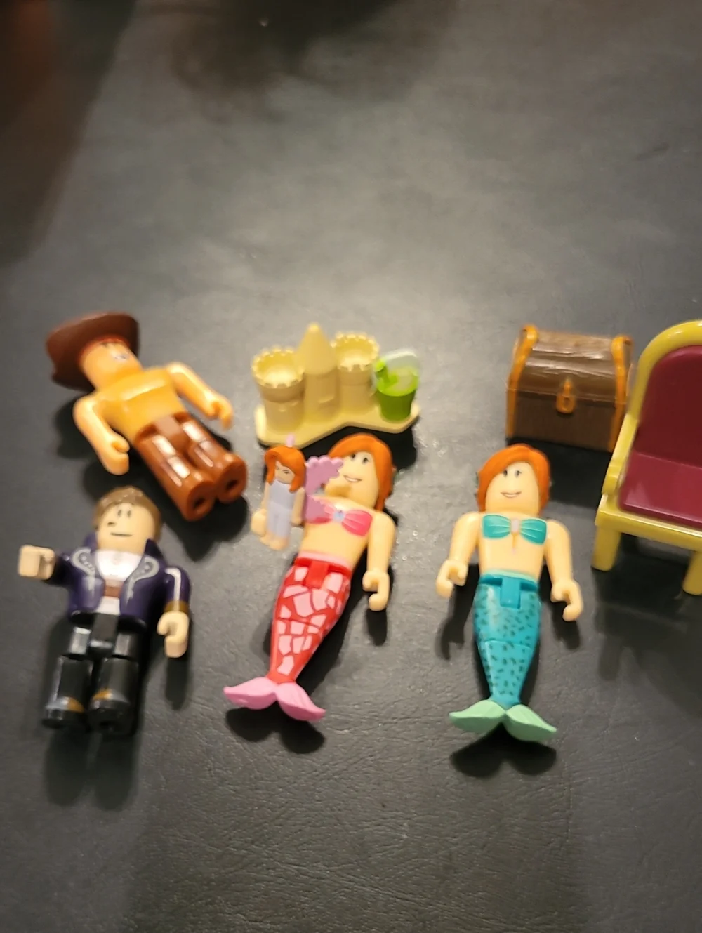 Roblox Neverland Lagoon Mermaids and Pirate Adventure Set - Multicolor